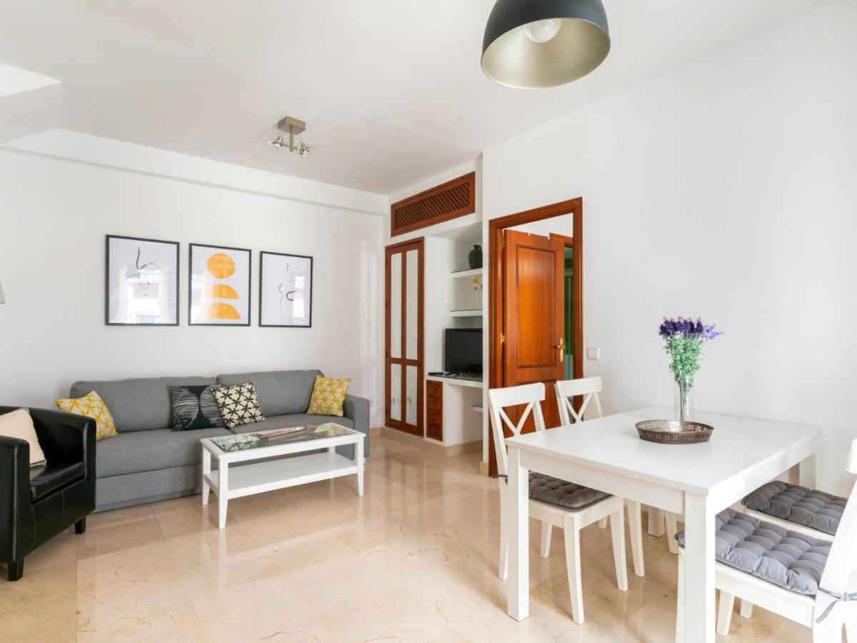 Vr Excelente Ubicacion Luminoso Apt Para Parejas Sevilla Buitenkant foto