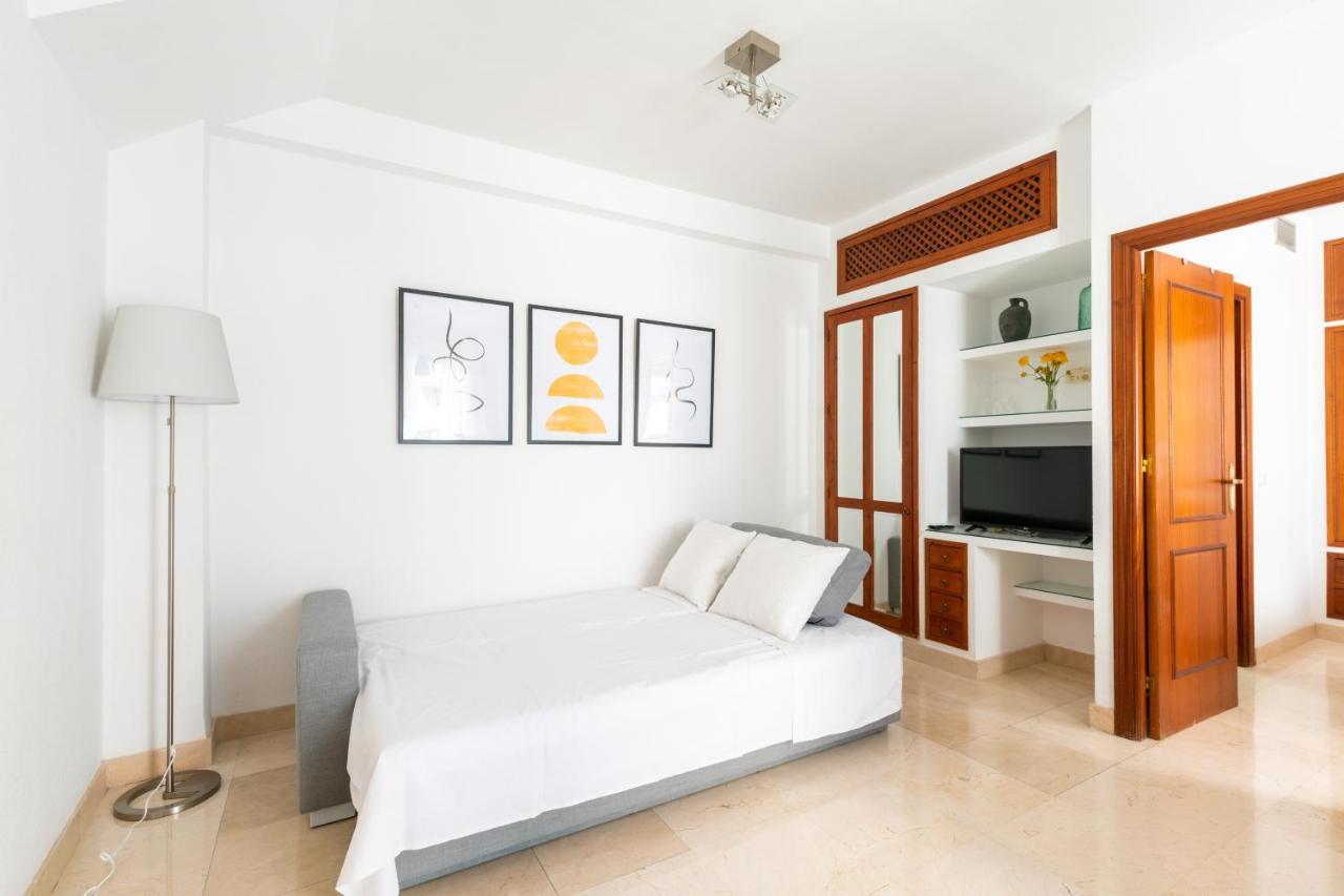 Vr Excelente Ubicacion Luminoso Apt Para Parejas Sevilla Buitenkant foto