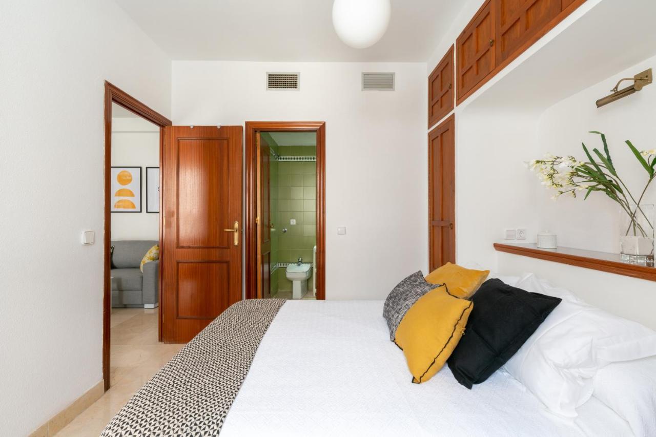 Vr Excelente Ubicacion Luminoso Apt Para Parejas Sevilla Buitenkant foto